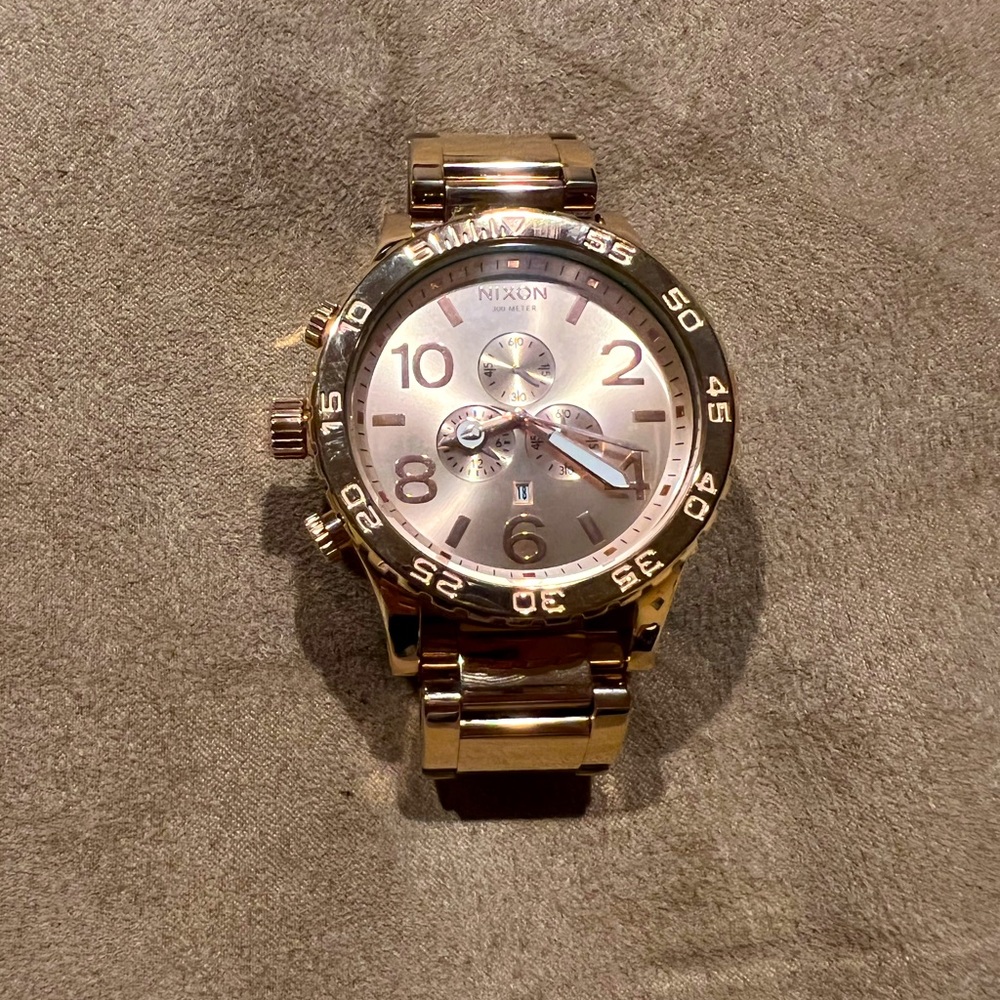 Rose Gold Nixon 51-30